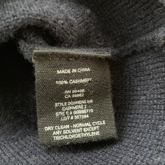 Theory 100% Cashmere M Zip Sweater - Picture 4 of 8